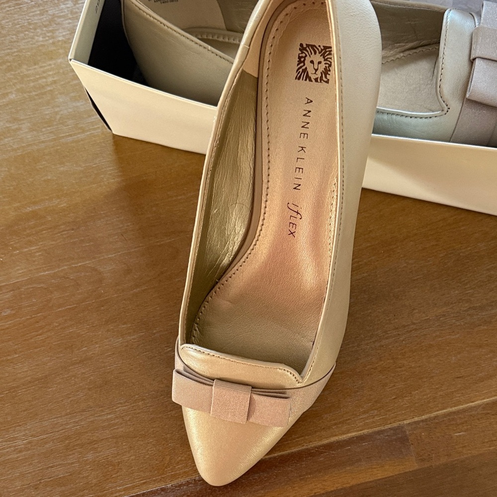 Anne Klein Cream Flats with Bow Accent - Picture 7 of 8